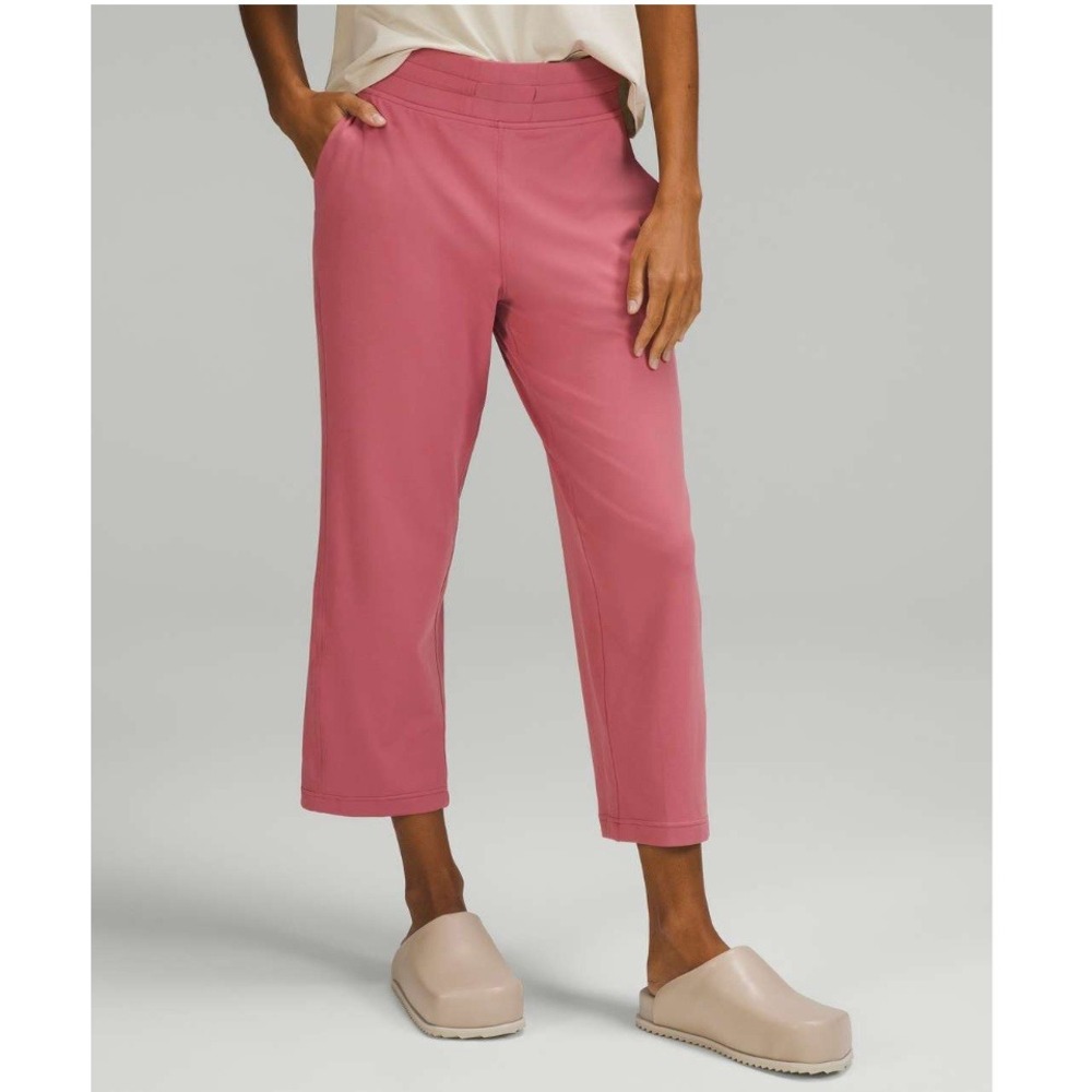 Lululemon Ready to Rulu Straight-Leg Crop Pants 24" Brier Rose Size 6 High-Rise